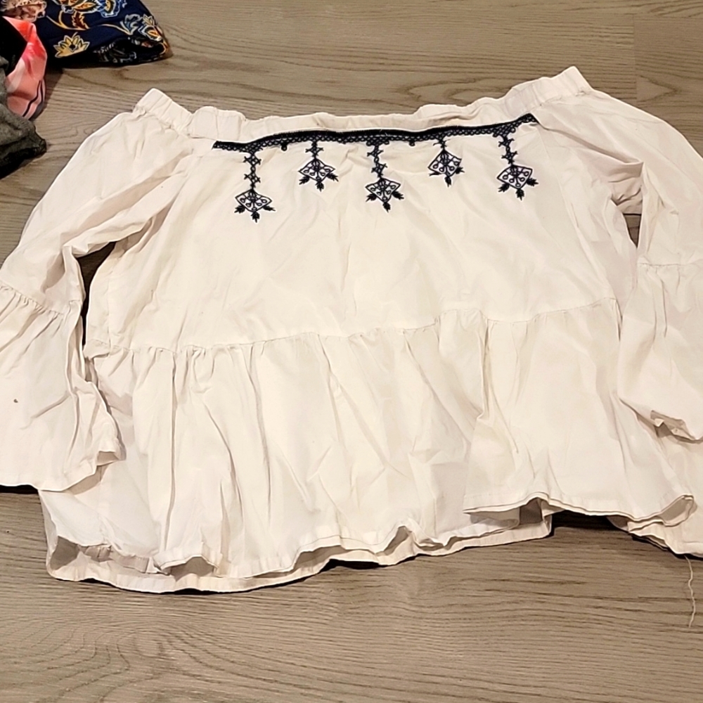 White over shoulder shirt